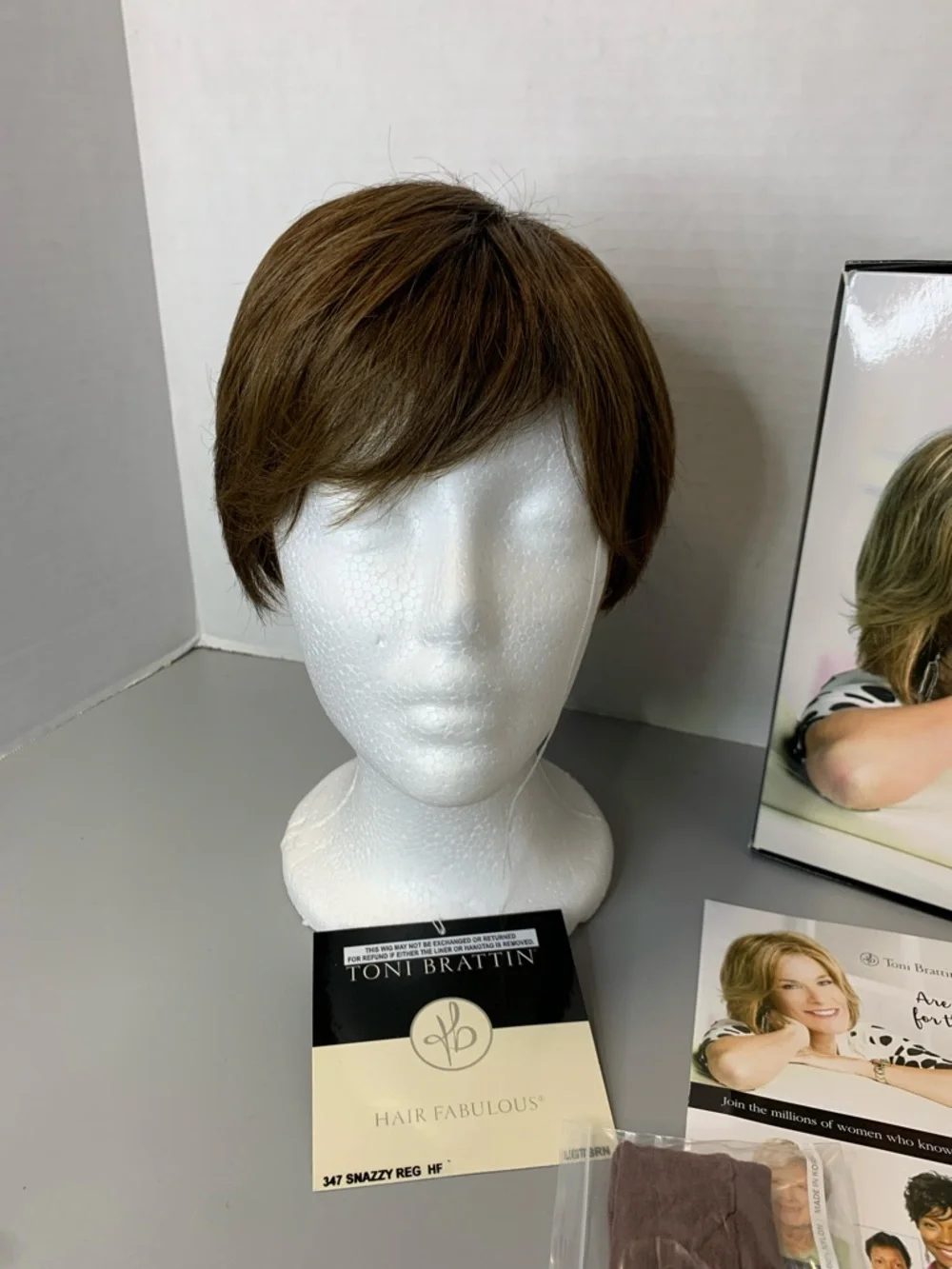 Toni Brattin Short Light Brown Classic Styled Finish all w/tags